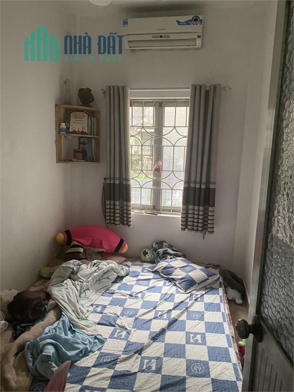 Tôi cần bán nhà số 117 ngõ 15 Phương Mai 40m2 4 tầng MT 3m, giá 2.5 tỷ
