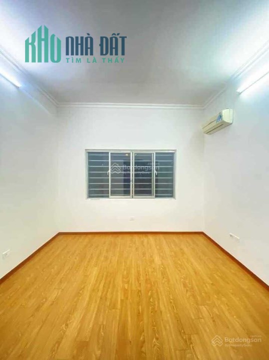 Bán gấp nhà  Thanh Bình, Mỗ Lao 60m2 - 4 pn, giá nhỉnh 4 tỷ.
