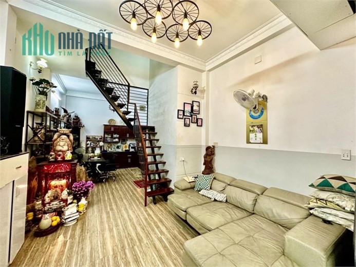 Nhà Bờ Bao Tân Thắng, Tân Phú – 2 mặt HXH, 69m2, 6 tầng, 8.9 tỷ, DT 40tr/th