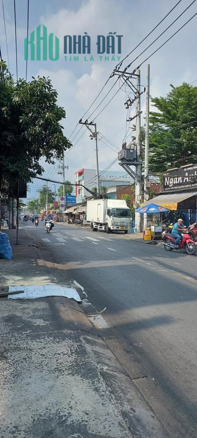 Gấp bán nhà mặt tiền hương lộ 2, đường nhựa 15m, 112m2 chỉ 14.1 tỷ
