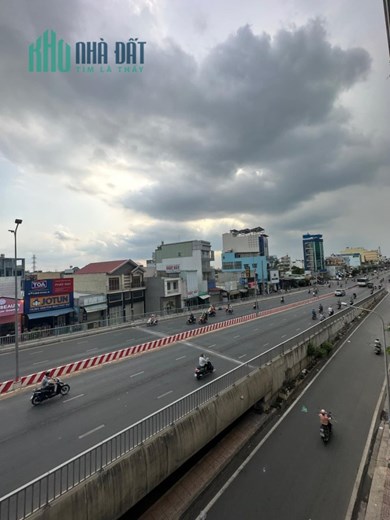 mặt tiền KD lê trọng tấn, đường nhựa 30m, 3 tầng, 107m2 chỉ 14.3 tỷ, ngang 5m