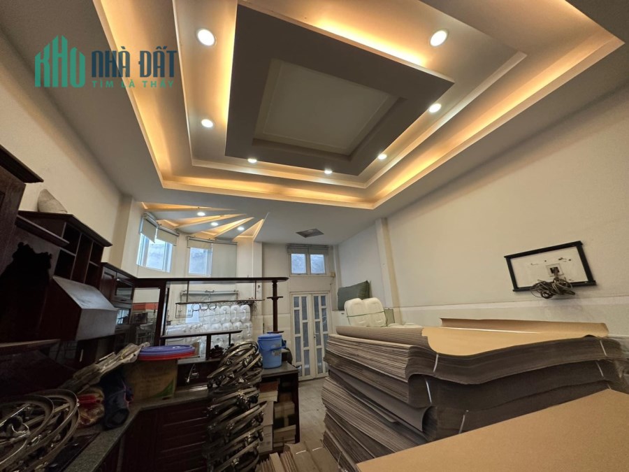 mặt tiền KD lê trọng tấn, đường nhựa 30m, 3 tầng, 107m2 chỉ 14.3 tỷ, ngang 5m