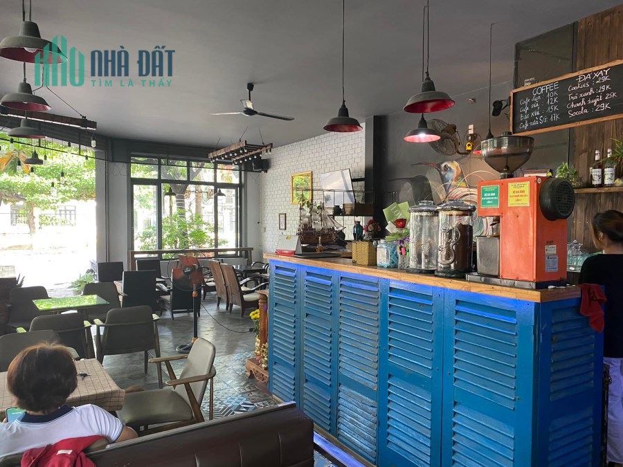 Bán nhà phố Ngọc Lâm, DT100m, MT7m, kinh doanh, cho thuê, xây tòa VP. Giá 22 tỷ.