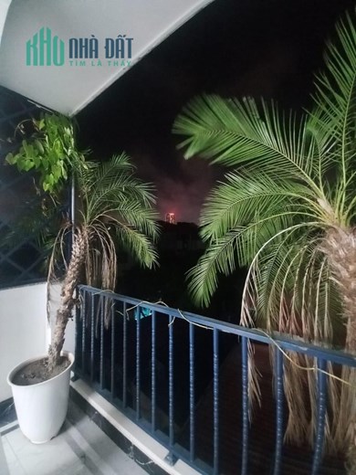 NHÀ ĐẸP HỒ TÂY-VIEW CHẤT-GIÁ HỢP LÝ