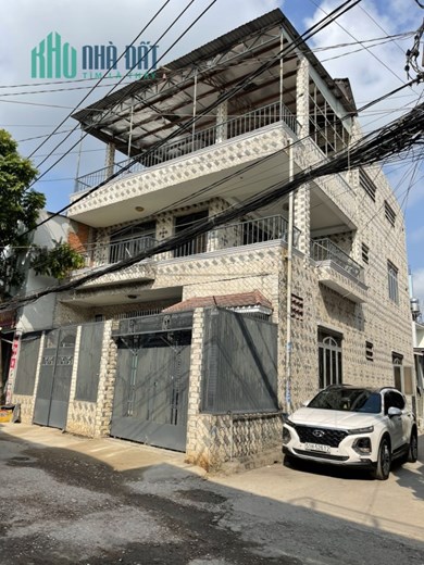 Chính chủ định cư Mỹ cần bán biệt thự phố 2 MẶT TIỀN vị trí đắc địa ngay kênh Tham Lương
