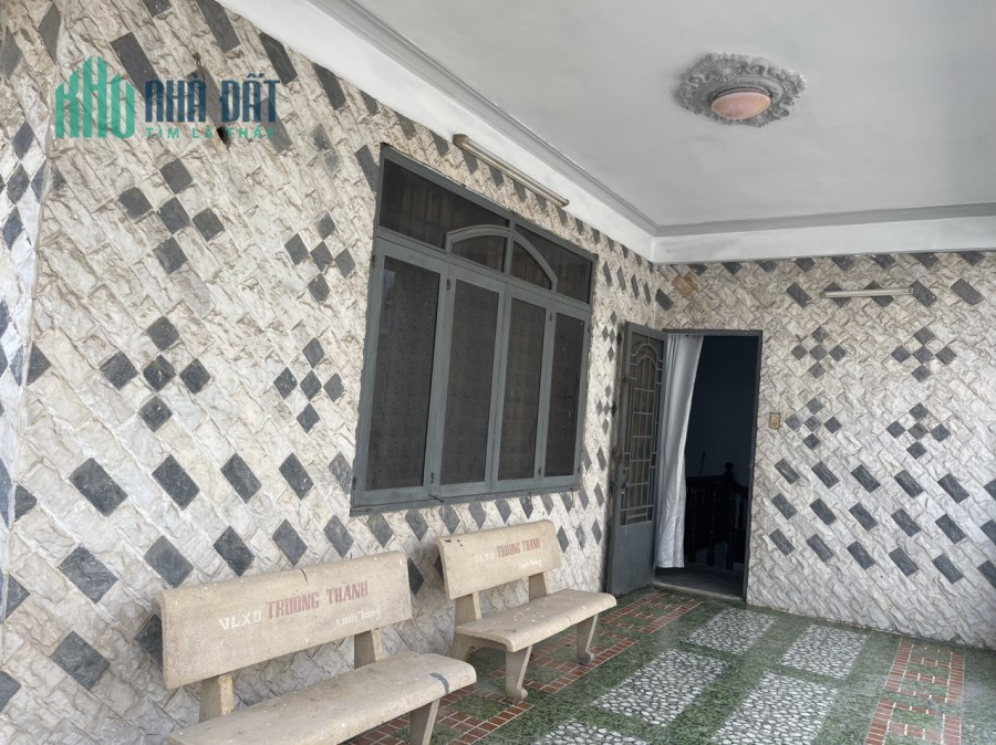 Chính chủ định cư Mỹ cần bán biệt thự phố 2 MẶT TIỀN vị trí đắc địa ngay kênh Tham Lương
