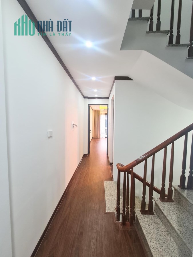 Bán nhà riêng phố Trần Đại Nghĩa, diện tích 65m giá trên 7  tỷ, 5 tầng, cách phố 30m. kinh doanh