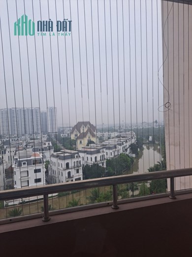 Bán Chung Cư SÀI ĐỒNG VIEW VINHOMES RIVERSIDE 80m chỉ 2 tỷ.