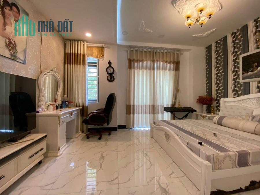 NHÀ MẶT TIỀN PHẠM HÙNG -DIỆN TÍCH 100M2. KẾT CẤU 5 TẦN GIÁ 17,5 TỶ, LH ĐỨC TOẢN :0902686259