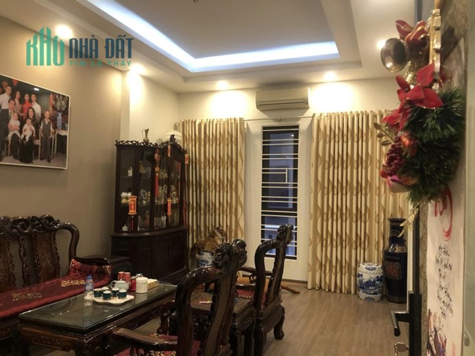 Nhà mặt phố Trần Quang Diệu kinh doanh đỉnh, DT 43m2 x 5 tầng, MT 3,5m. 0338080356
