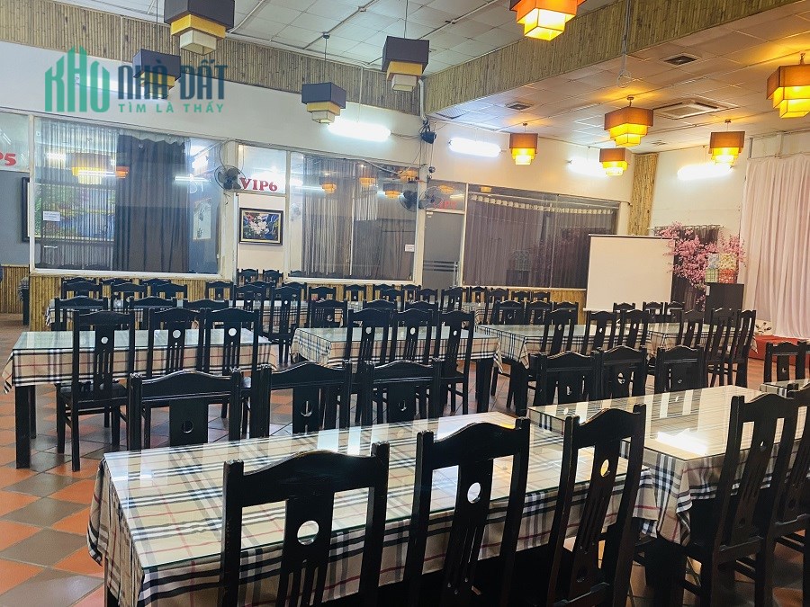 Cho thuê nhà mặt tiền rộng 14m đường 32 ( đường Cầu Diễn)  quận Bắc Từ Liêm, TP Hà Nội