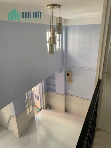 QUẬN 7, NHÀ DIỆN TÍCH ĐẸP, 102 M2, 2 MẶT TIỀN, GIÁ 6.X TỶ.