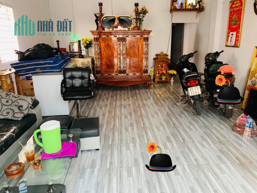 CHÍNH CHỦ CẦN BÁN ĐẤT TẶNG NHÀ VỊ TRÍ TRUNG TÂM MẶT TIỀN TX GÒ CÔNG.