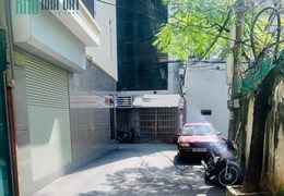 CHỈ 100TR/M2 - MẢNH ĐẤT VỊ TRÍ CỰC ĐẸP – 5M RA PHỐ LÊ VĂN LƯƠNG – NGÕ THÔNG OTO ĐỖ.