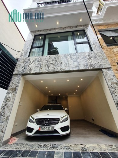 Bán nhà Thạch Bàn nhỉnh 5 tỷ, 65m2, 5 tầng, gara Ô TÔ, gần Aeon Long Biên