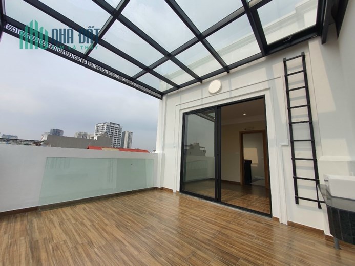 Bán nhà Thạch Bàn nhỉnh 5 tỷ, 65m2, 5 tầng, gara Ô TÔ, gần Aeon Long Biên