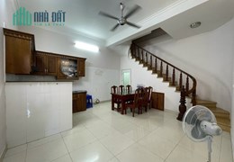 Bán nhà phố Trương Hán Siêu, Nguyễn Du, quận Hoàn Kiếm 40m 5 tầng 5.5 tỷ hồ Hale tập thể dục