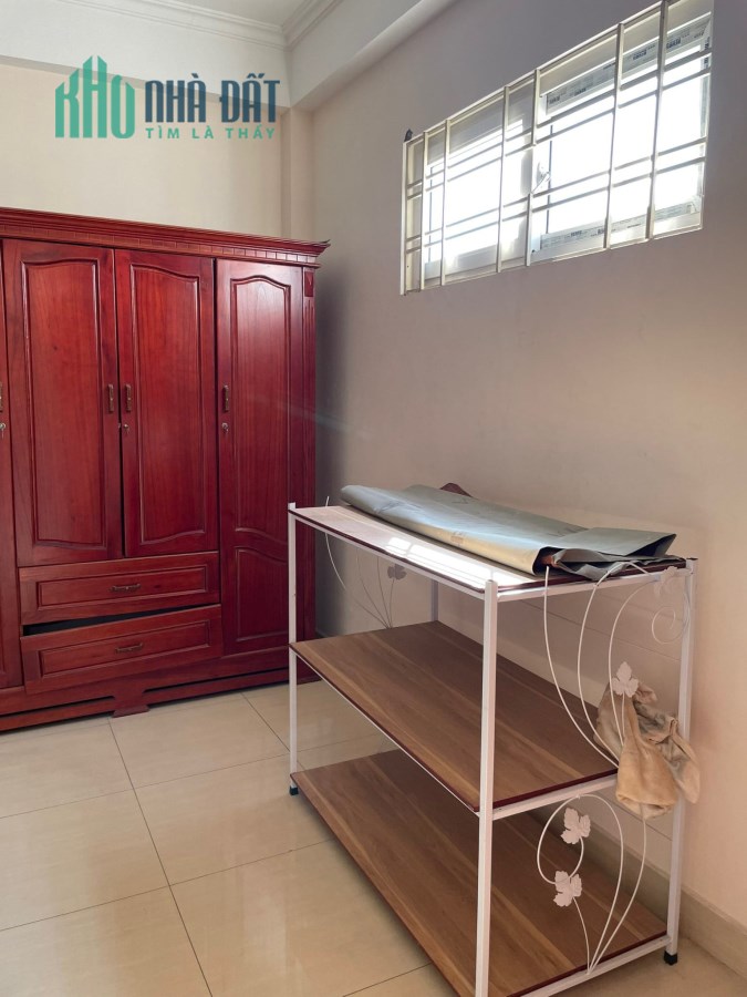 Bán nhà phố Trương Hán Siêu, Nguyễn Du, quận Hoàn Kiếm 40m 5 tầng 5.5 tỷ hồ Hale tập thể dục