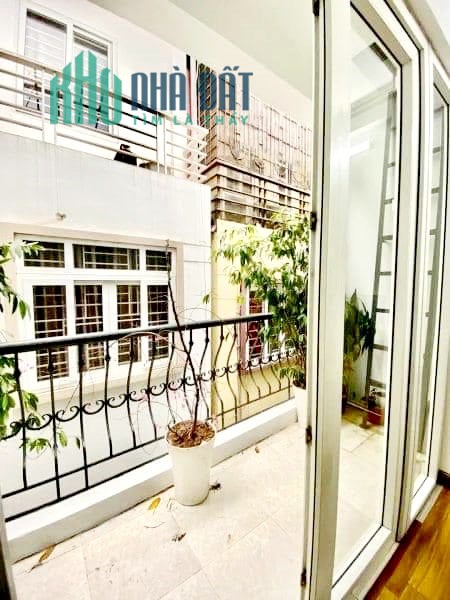 BÁN GẤP NHÀ PHỐ LÊ ĐỨC THỌ, KTT CẦU 7, PL, Ô TÔ ĐỖ, DT 79M, 3T, GIÁ 8,4 TỶ.