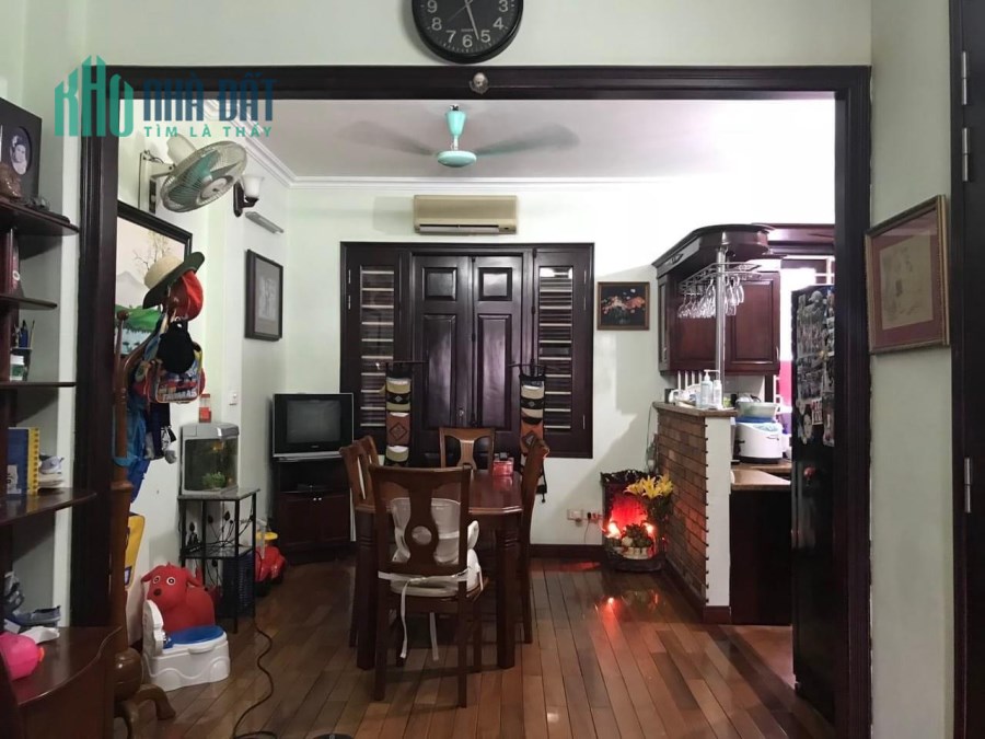 Đống Đa - Nhỉnh 7tỷ - 
Có ngay nhà phố Thái Hà DT58m * 5,5 tầng, 6 ngủ đủ công năng. Nhà đẹp gần