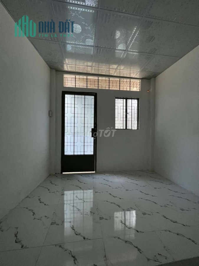 Bán gấp nhà Q10,  cách 10m ra HXH, nhỉnh 1 tỷ