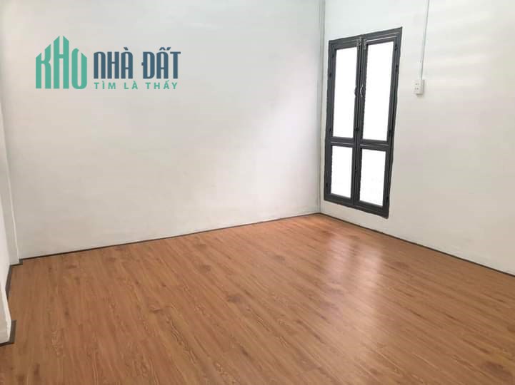 nhà Lý Thường Kiệt tân Bình sát q10 31m2 nhỉnh 3 tỷ
