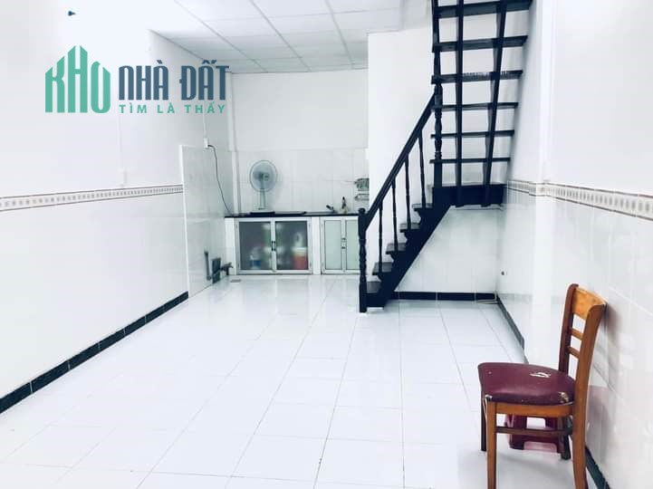 nhà Lý Thường Kiệt tân Bình sát q10 31m2 nhỉnh 3 tỷ