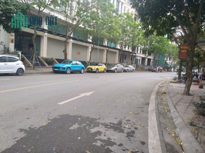 HIẾM - LÂM HẠ 90M ĐẤT, 11 TỶ - VỈA HÈ, KINH DOANH