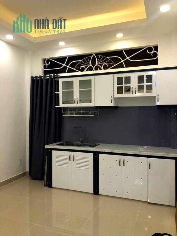 Bán nhà 4 tầng Hẻm xe hơi thông, Hoàng Hoa Thám, Phường 6, Bình Thạnh, 40m2, giá chỉ 7 tỷ 8