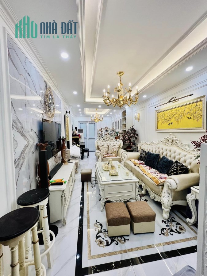 Bán nhà Mặt phố Hoàng Hoa Thám, hiếm có khó tìm, 60m2, 6 tầng, giá 13 tỷ