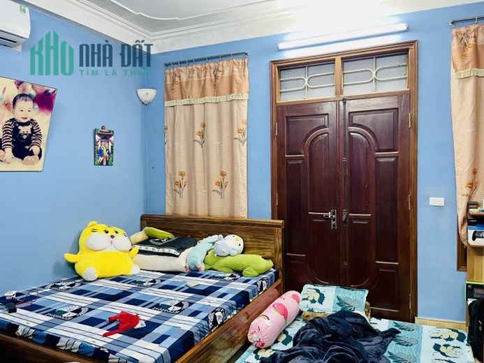 Bán nhà Vương Thừa Vũ _ Quan chức_ rộng thoáng_ DT: 45m2 giá 3.6tỷ.