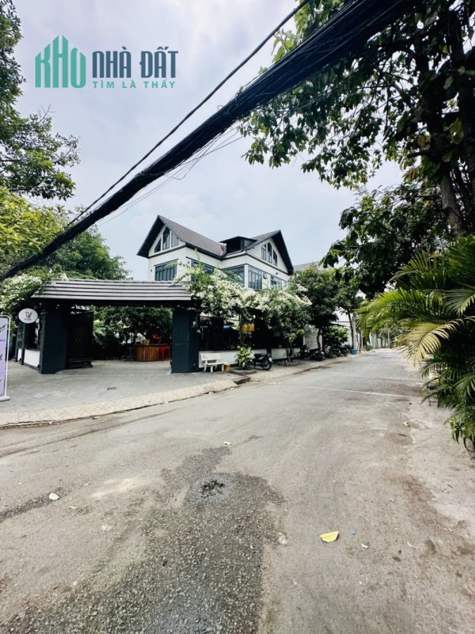 Bán nhà mặt tiền Đường số 11, Hiệp Bình Chánh, Thủ Đức, 85m2, 5 tầng, chỉ 10tỷ500 TL
