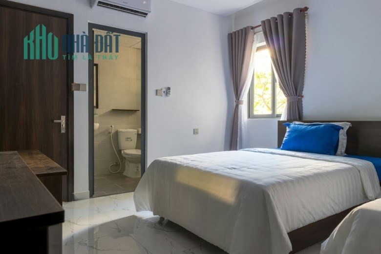 Khách sạn Dương Đình Nghệ 4 tầng thu nhập 600tr