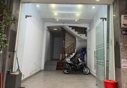Cho thuê mặt bằng tầng 1 Lạc Long Quân, 40m2, mt4m, kinh doanh, 7 triệu, Tây Hồ.