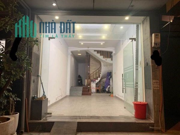 Cho thuê mặt bằng tầng 1 Lạc Long Quân, 40m2, mt4m, kinh doanh, 7 triệu, Tây Hồ.