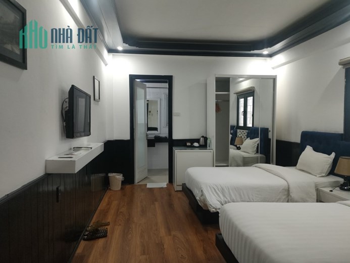 Bán khách sạn quận Hoàn kiếm ( phố cổ chính)