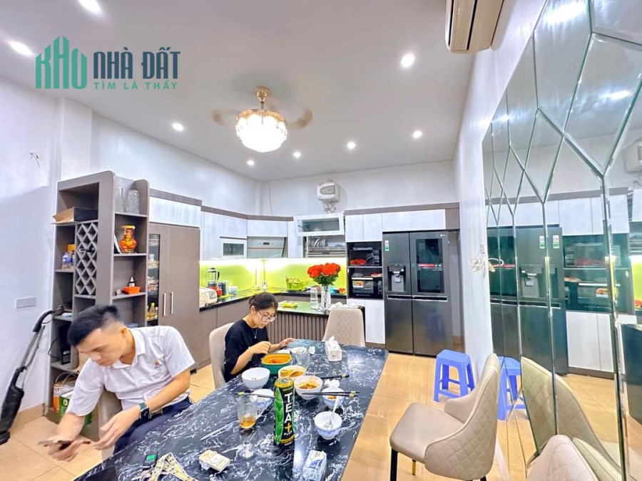 gần 50m2 - 8,5 tỷ xây 5 tầng - đường Ô Tô tránh - kinh doanh văn phòng thoải mái