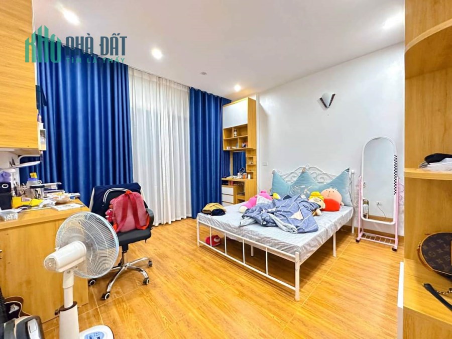 gần 50m2 - 8,5 tỷ xây 5 tầng - đường Ô Tô tránh - kinh doanh văn phòng thoải mái