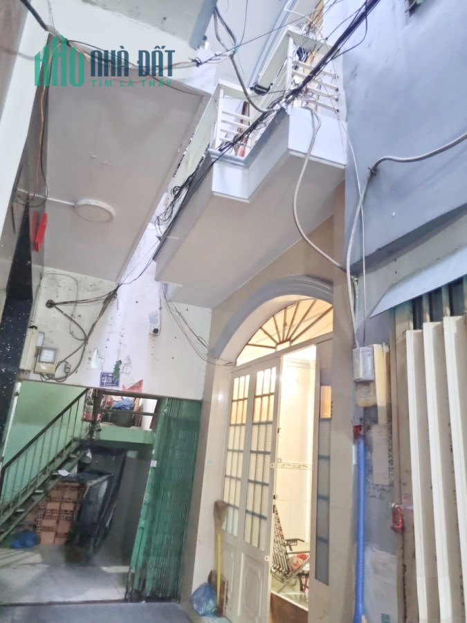 Nhà Trệt- Lầu Nở hậu đường Tạ Quang Bửu P3-Q8. Giá 2,38 tỷ TL