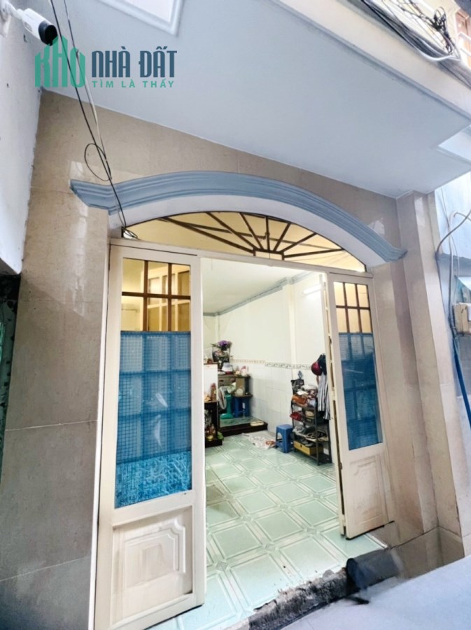Nhà Trệt- Lầu Nở hậu đường Tạ Quang Bửu P3-Q8. Giá 2,38 tỷ TL