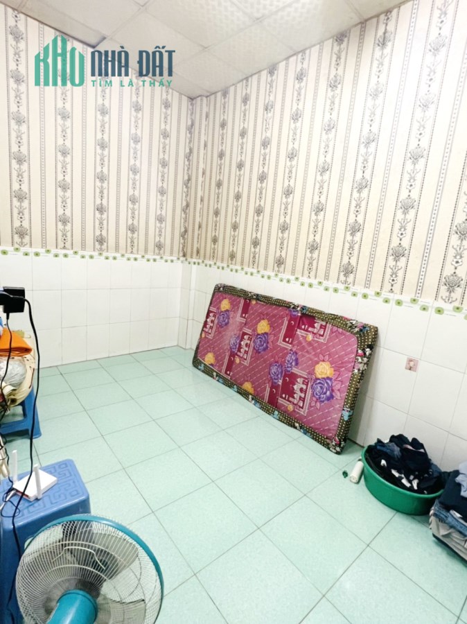 Nhà Trệt- Lầu Nở hậu đường Tạ Quang Bửu P3-Q8. Giá 2,38 tỷ TL