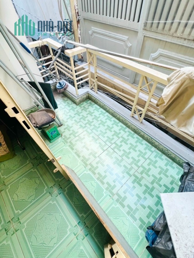 Nhà Trệt- Lầu Nở hậu đường Tạ Quang Bửu P3-Q8. Giá 2,38 tỷ TL