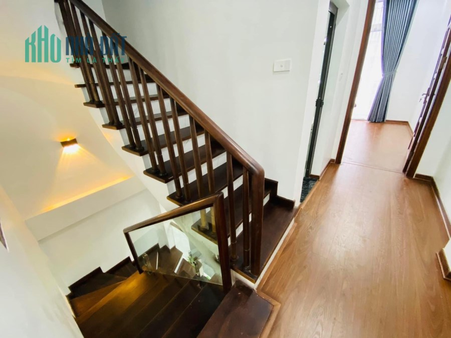 Khương Đình-Thanh Xuân-Ngõ thông 46mx5 tầng-4PN-full nội thất-ở ngay.