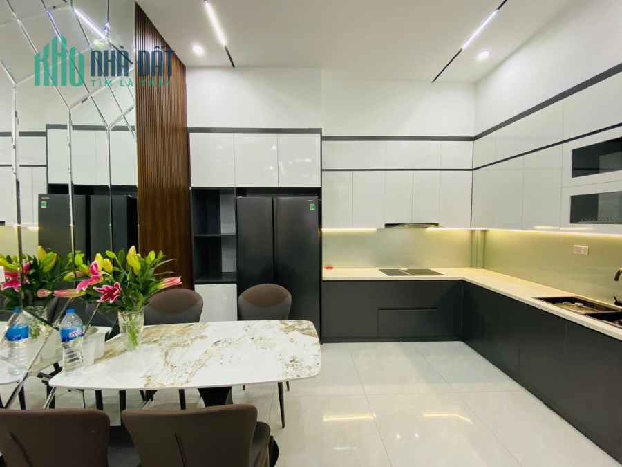 Khương Đình-Thanh Xuân-Ngõ thông 46mx5 tầng-4PN-full nội thất-ở ngay.