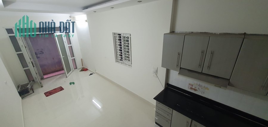 CỰC PHẨM !! XEM NGAY  nhà ở phố Đào Tấn, Ba Đình 30m2, 5 tầng đẹp, sang trọng ở ngay chỉ 4 tỷ