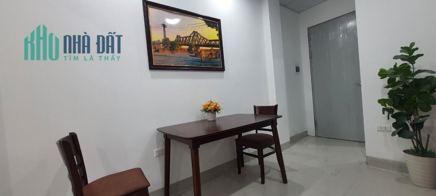 CHUYỂN NHƯỢNG PHÒNG 301 số 41 ngõ 58 Nguyễn Khánh Toàn