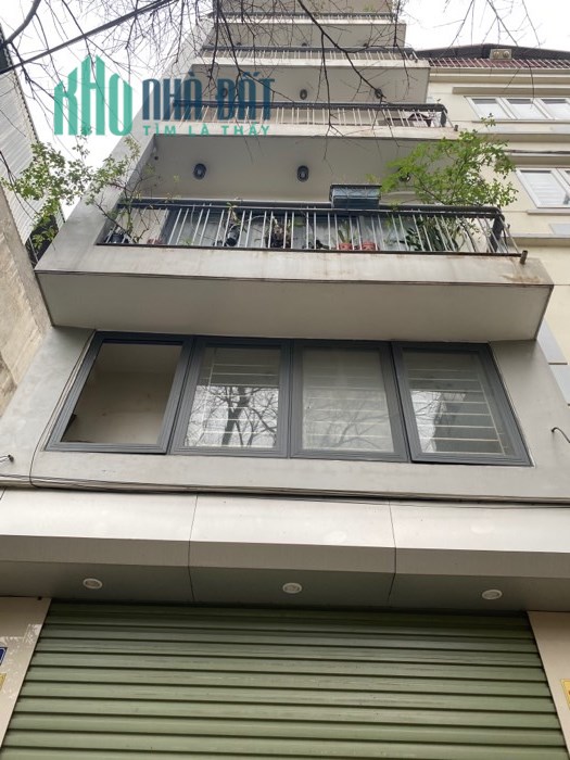 Nhà đường  Tân Mai 50m2, 5 tầng, giá 7.8 tỷ, ô tô đỗ cửa