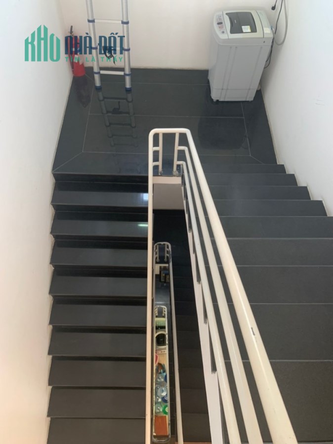 Nhà Núi Thành, Kiệt Ô tô, 15m ra MT, đầu Trưng Nữ Vương, 56m2, 3 tầng đẹp