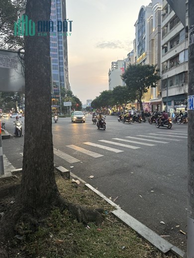 CHÍNH CHỦ BÁN CĂN HỘ 30M2 NGAY TRUNG TÂM QUẬN 1