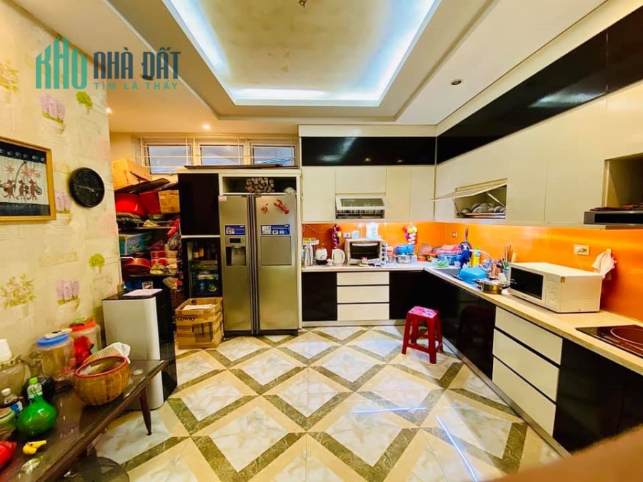 Bán nhà lô góc, mặt tiền đỉnh, xóm tháp, Đại mỗ, View Aeon